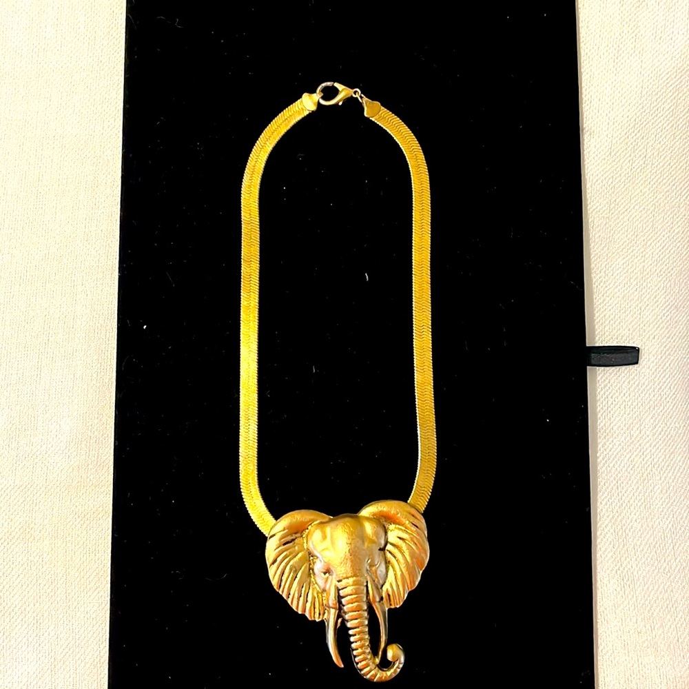 Goldtone elephant necklace